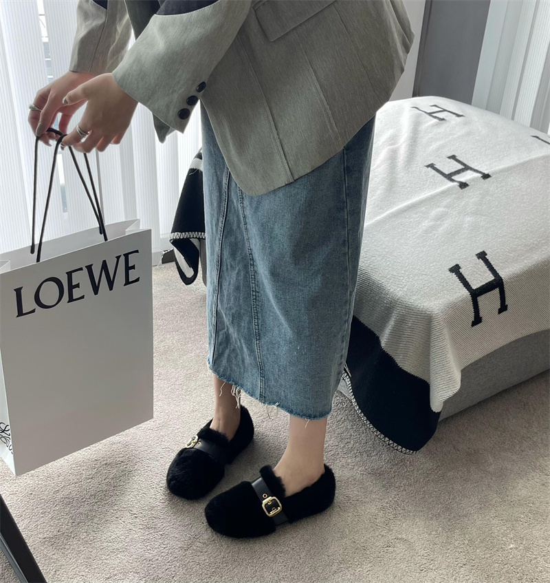 Flat Cute Furry Slippers for Women 2024 New Korean Style Ins Mink Fur Buckle Cotton Bean Shoes
