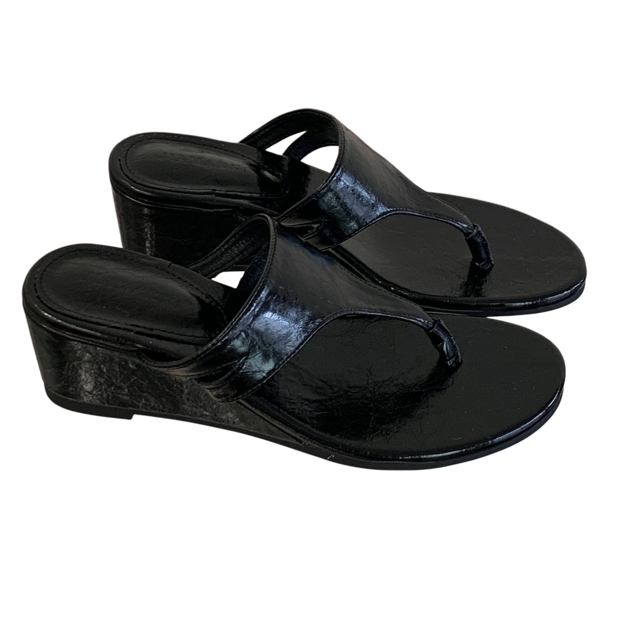 French Style Thick Sole Wedge Toe Clip Women's Slippers 2026 Outdoor Versatile Chic Simple Casual Sandals